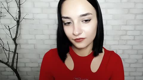 Ana online show from December 10, 5:33 pm