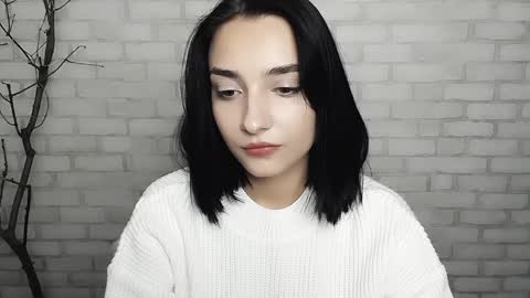 Ana online show from December 25, 2:23 pm