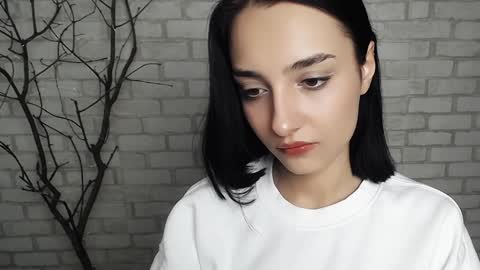 Ana online show from January 1, 7:43 pm