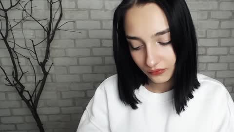 Ana online show from January 2, 1:49 am