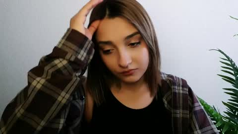 Ana online show from April 21, 10:21 am