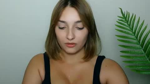Ana online show from July 28, 6:20 pm