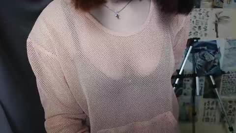 veryveryvery_shy online show from January 9, 9:59 am