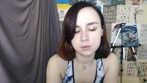 veryveryvery_shy online show from January 23, 6:49 am