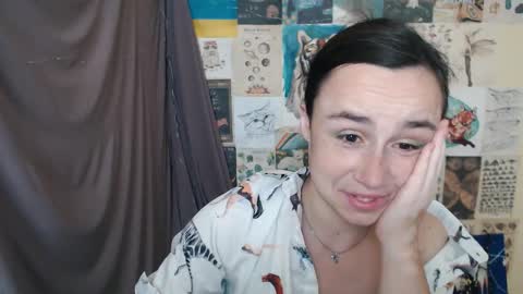 veryveryvery_shy online show from September 11, 5:51 am