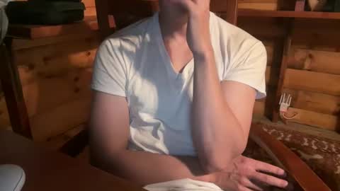 Snapshot of vexelgain chatting on November 6, 3:29 am HendasWerout online show from November 6, 3:29 am