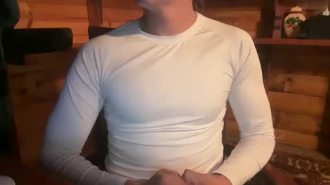 Snapshot of vexelgain chatting on November 23, 4:01 am HendasWerout online show from November 23, 4:01 am