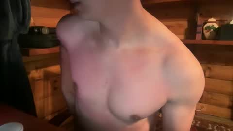 Snapshot of vexelgain chatting on November 29, 4:15 am HendasWerout online show from November 29, 4:15 am