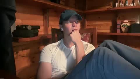 Snapshot of vexelgain chatting on November 30, 5:11 am HendasWerout online show from November 30, 5:11 am