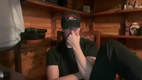 Snapshot of vexelgain chatting on December 18, 3:12 am HendasWerout online show from December 18, 3:12 am