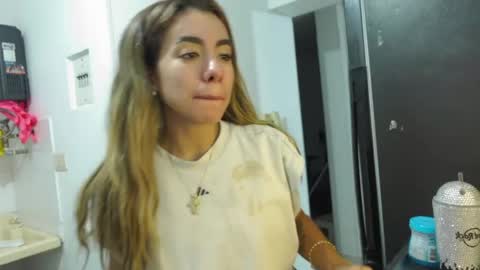 Sofa  online show from April 18, 2:04 am