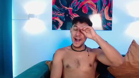 Vezx online show from April 18, 6:45 pm