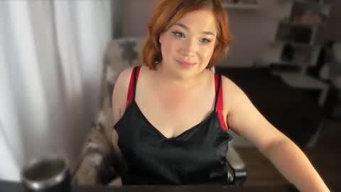 Vi Vixen online show from July 25, 12:25 pm