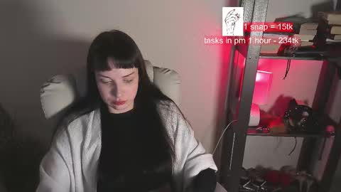 Snapshot of vi_vikkk chatting on March 5, 6:56 pm VIKA online show from March 5, 6:56 pm