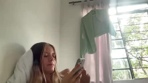 papichulo y mamichula online show from April 18, 8:53 pm