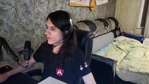 Snapshot of vialeras chatting on December 29, 5:33 pm vialeras online show from December 29, 5:33 pm