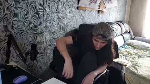 Snapshot of vialeras chatting on December 31, 8:37 am vialeras online show from December 31, 8:37 am