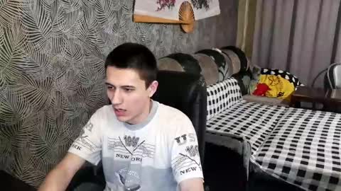 Snapshot of vialeras chatting on February 11, 2:25 am vialeras online show from February 11, 2:25 am