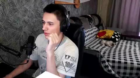 Snapshot of vialeras chatting on February 13, 4:22 am vialeras online show from February 13, 4:22 am