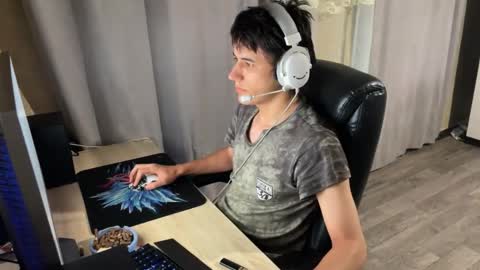 Snapshot of vialeras chatting on September 20, 12:17 pm vialeras online show from September 20, 12:17 pm