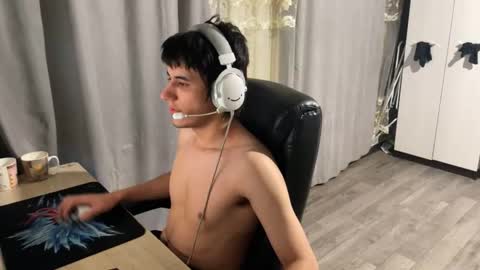 Snapshot of vialeras chatting on September 22, 9:28 pm vialeras online show from September 22, 9:28 pm