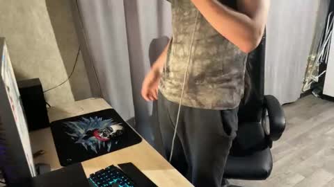 Snapshot of vialeras chatting on September 24, 1:20 am vialeras online show from September 24, 1:20 am