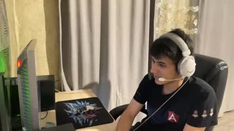 Snapshot of vialeras chatting on September 24, 6:11 pm vialeras online show from September 24, 6:11 pm