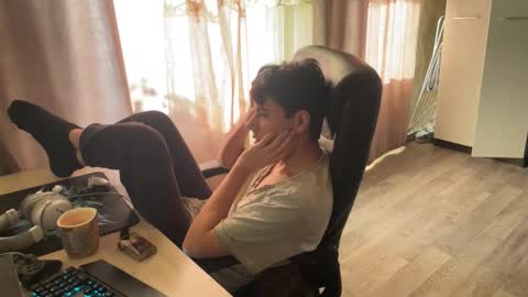 Snapshot of vialeras chatting on October 14, 5:30 am vialeras online show from October 14, 5:30 am