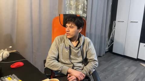 vialeras online show from February 7, 4:54 pm