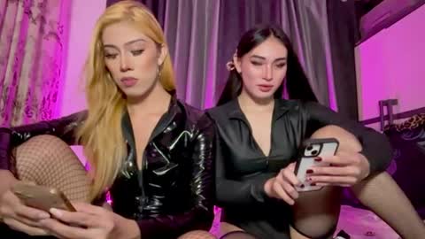 Snapshot of vialova chatting on July 14, 10:21 am vialova online show from July 14, 10:21 am