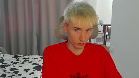 vibemygirl online show from September 30, 6:18 am