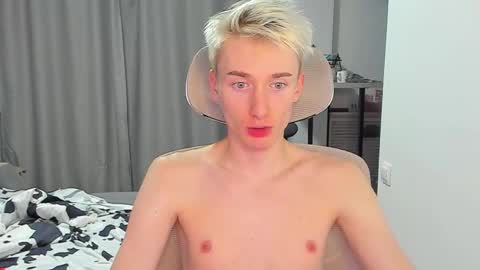 vibemygirl online show from October 1, 12:22 pm