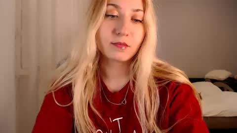 Amelia online show from March 10, 8:34 pm