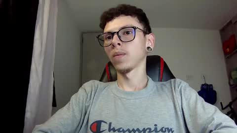 Vicent Brais online show from December 3, 2:03 am