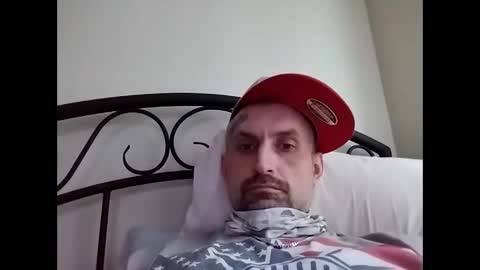 Snapshot of viciouzz1 chatting on November 28, 9:50 pm viciouzz1 online show from November 28, 9:50 pm