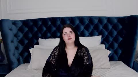 VickiBrooks online show from February 11, 3:18 pm