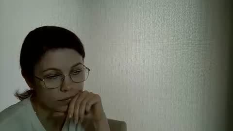 vickii__ online show from May 28, 8:11 am
