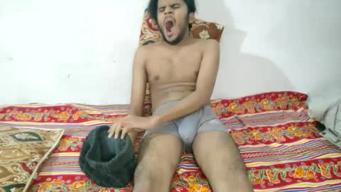 vickpie24 online show from December 29, 11:50 am