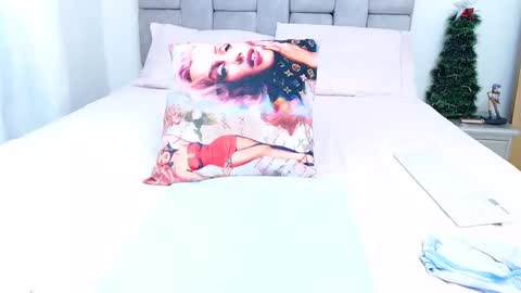 Snapshot of vicky_candyx chatting on December 28, 7:01 pm vivky candyx online show from December 28, 7:01 pm