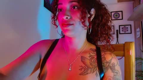 Vicky  online show from January 6, 10:26 pm