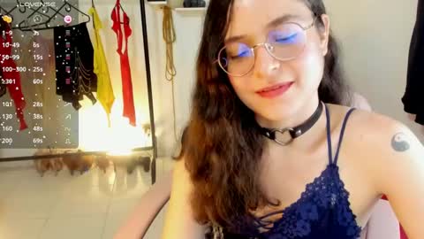 Vicky online show from December 13, 6:42 am