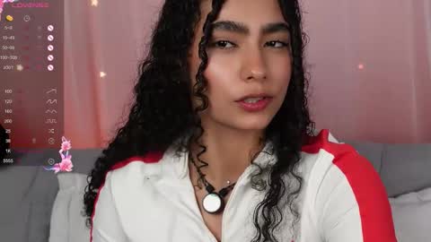 vicky_curly online show from September 13, 4:23 am