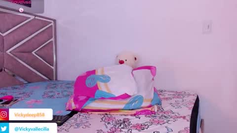 vicky_deepass online show from March 12, 10:27 pm