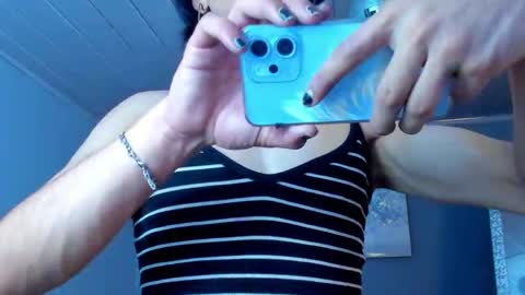 Snapshot of vicky_fant4sy chatting on May 11, 3:07 pm Vicky online show from May 11, 3:07 pm