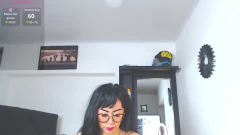 Vicky  online show from April 23, 8:46 am