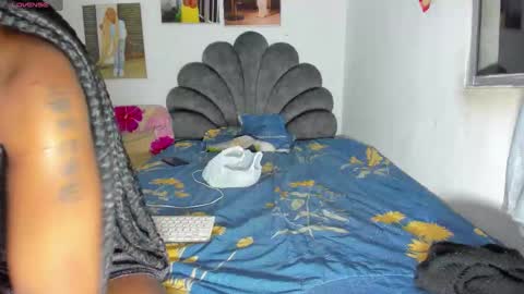 Snapshot of vicky_hotteei chatting on February 11, 3:33 am vicky manuela online show from February 11, 3:33 am