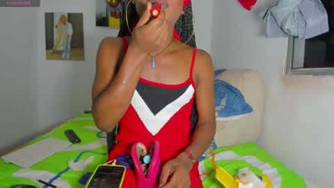 Snapshot of vicky_hotteei chatting on February 21, 4:24 am vicky manuela online show from February 21, 4:24 am