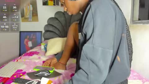 Snapshot of vicky_hotteei chatting on February 25, 3:38 am vicky manuela online show from February 25, 3:38 am