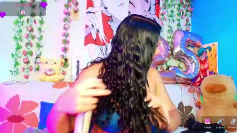 Snapshot of vicky_miller_05 chatting on May 30, 12:41 am vicky_miller_05 online show from May 30, 12:41 am