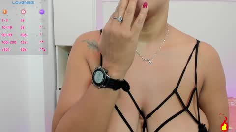 V I C K Y online show from March 8, 12:09 pm